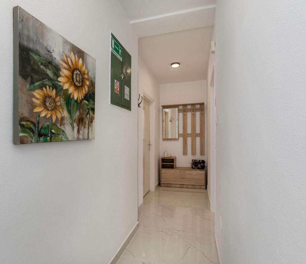 Apartments Mandic Пула Екстер'єр фото