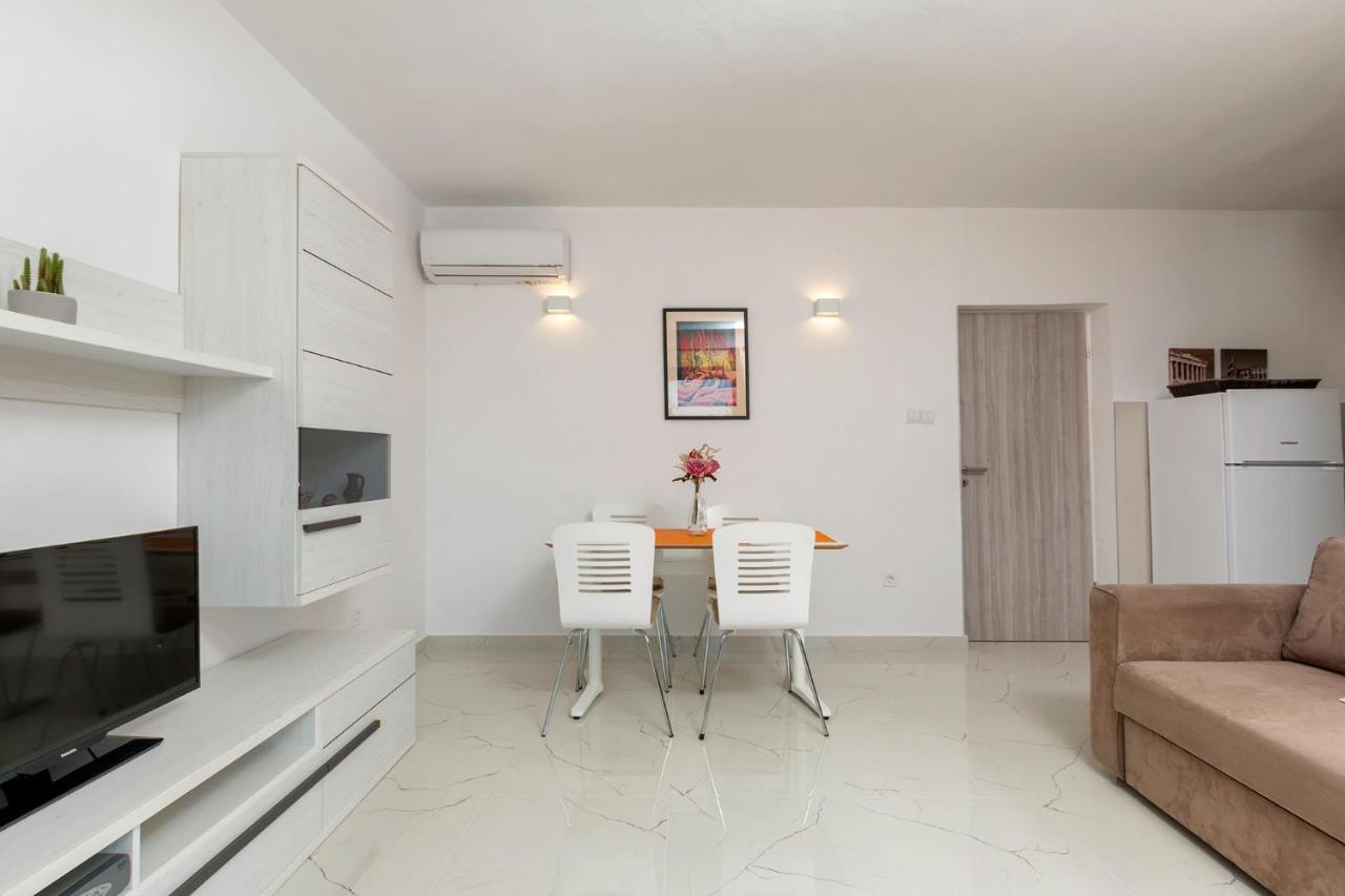 Apartments Mandic Пула Екстер'єр фото