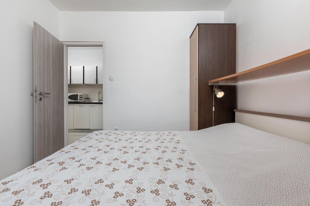 Apartments Mandic Пула Екстер'єр фото