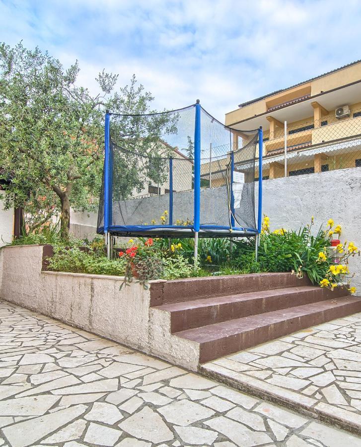 Apartments Mandic Пула Екстер'єр фото